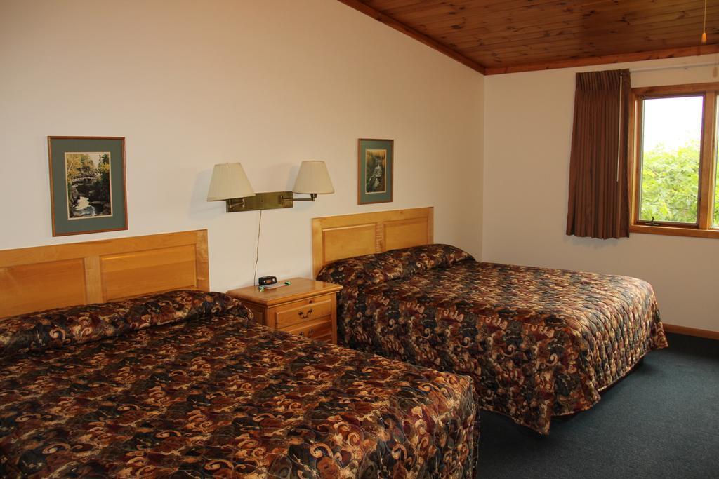 Superior Ridge Resort Motel Schroeder Exterior foto