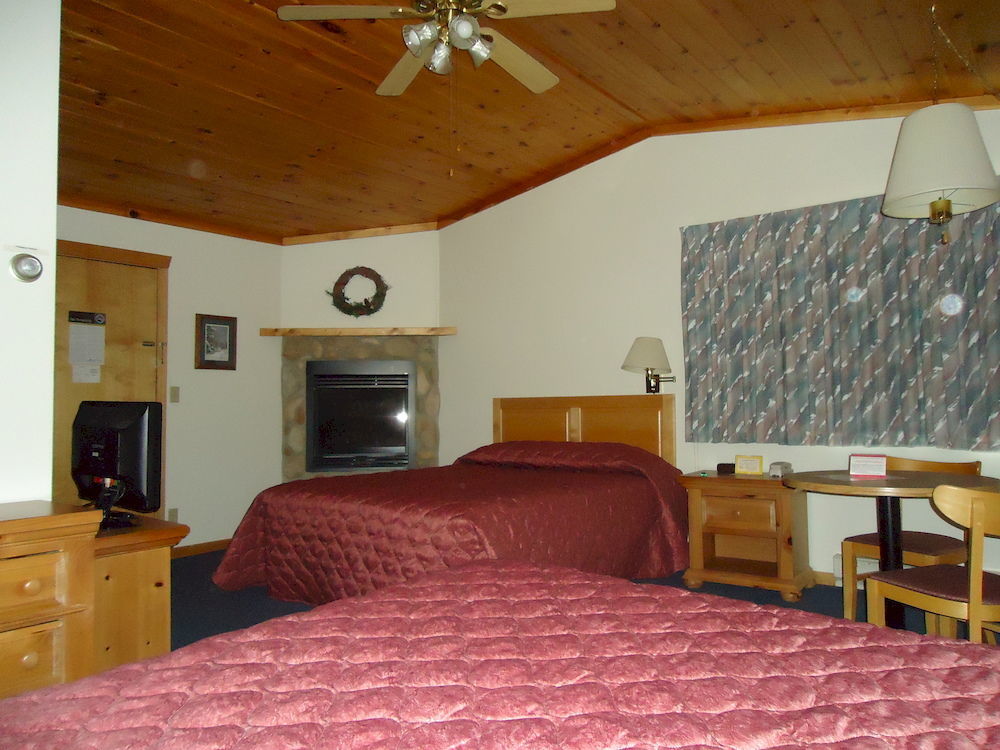 Superior Ridge Resort Motel Schroeder Exterior foto