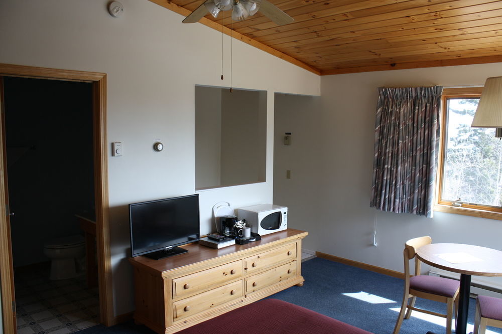 Superior Ridge Resort Motel Schroeder Exterior foto