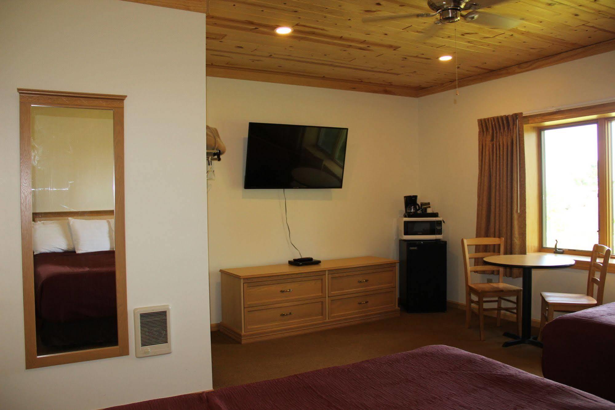 Superior Ridge Resort Motel Schroeder Exterior foto