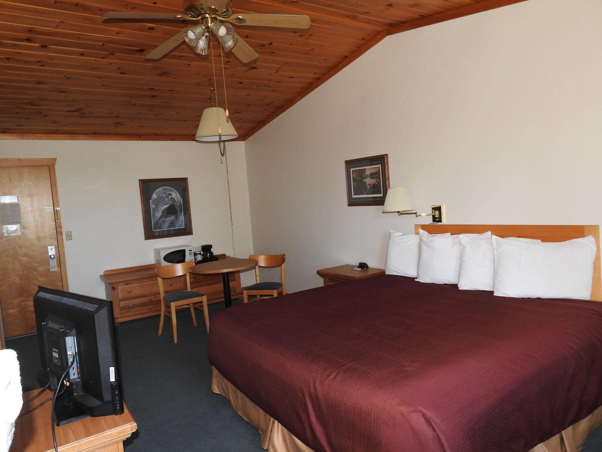 Superior Ridge Resort Motel Schroeder Exterior foto